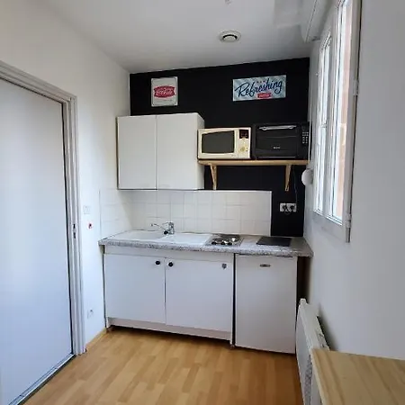 דירה Charmant Studio Proche Gare Centre, Centre Et Lycee Roosevelt ריימס