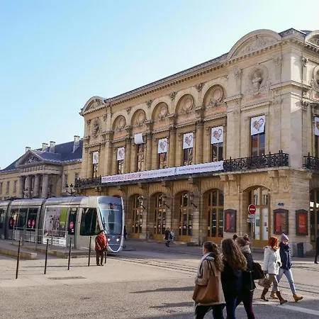 דירה Charmant Studio Proche Gare Centre, Centre Et Lycee Roosevelt